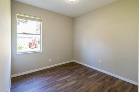 House in Lake Suzy, Florida 3 bedrooms, 172.15 sq.m. № 1851825 - photo 25