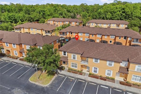 Townhouse in Kissimmee, Florida 4 bedrooms, 172.05 sq.m. № 2167588 - photo 29