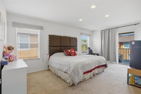 Townhouse in Kissimmee, Florida 4 bedrooms, 172.05 sq.m. № 2167588 - photo 14