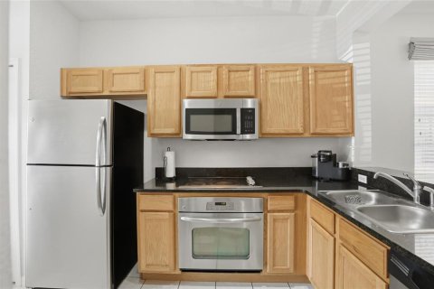 Townhouse in Kissimmee, Florida 4 bedrooms, 172.05 sq.m. № 2167588 - photo 6
