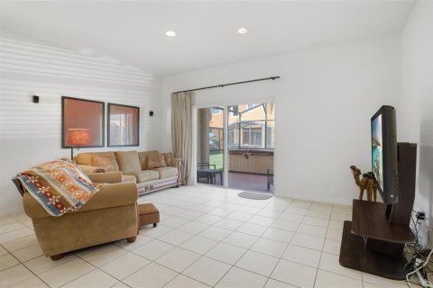 Townhouse in Kissimmee, Florida 4 bedrooms, 172.05 sq.m. № 2167588 - photo 9
