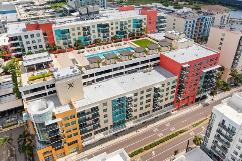 Copropriété à vendre à Tampa, Floride: 2 chambres, 97.55 m2 № 1853700 - photo 1