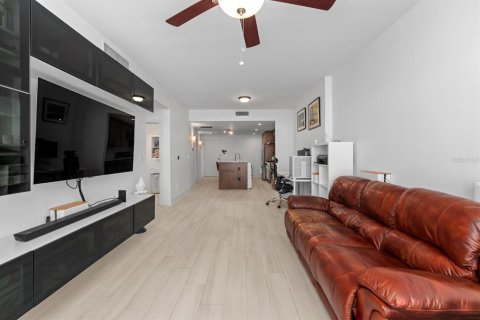 Copropriété à vendre à Tampa, Floride: 2 chambres, 97.55 m2 № 1853700 - photo 21