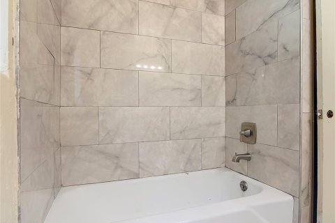Casa en venta en DeLand, Florida, 2 dormitorios, 53.33 m2 № 2383732 - foto 18