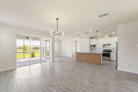 Villa ou maison à vendre à Kissimmee, Floride: 3 chambres, 191.01 m2 № 2207190 - photo 12