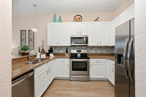 Copropriété à vendre à Davenport, Floride: 3 chambres, 113.99 m2 № 2125922 - photo 12