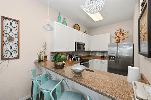 Copropriété à vendre à Davenport, Floride: 3 chambres, 113.99 m2 № 2125922 - photo 10