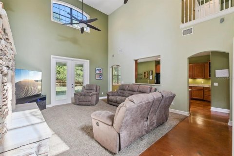 House in Eustis, Florida 5 bedrooms, 257.34 sq.m. № 2210392 - photo 11