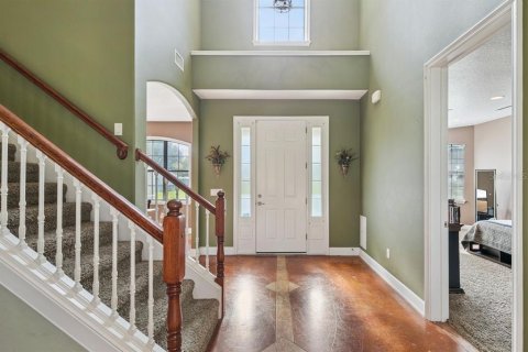 House in Eustis, Florida 5 bedrooms, 257.34 sq.m. № 2210392 - photo 5