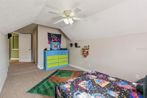 House in Eustis, Florida 5 bedrooms, 257.34 sq.m. № 2210392 - photo 30
