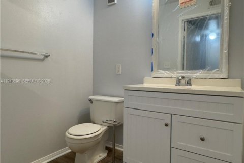 Condominio en alquiler en Oakland Park, Florida, 1 dormitorio, 77.48 m2 № 1997726 - foto 16