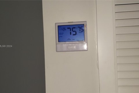 Villa ou maison à vendre à Miami, Floride: 5 chambres, 133.78 m2 № 1940405 - photo 8