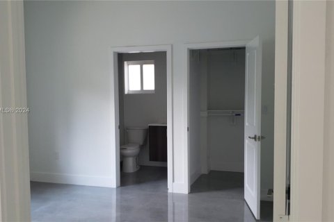 Villa ou maison à vendre à Miami, Floride: 5 chambres, 133.78 m2 № 1940405 - photo 20