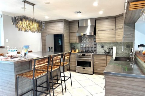 Villa ou maison à vendre à Cutler Bay, Floride: 4 chambres, 213.49 m2 № 1977325 - photo 15