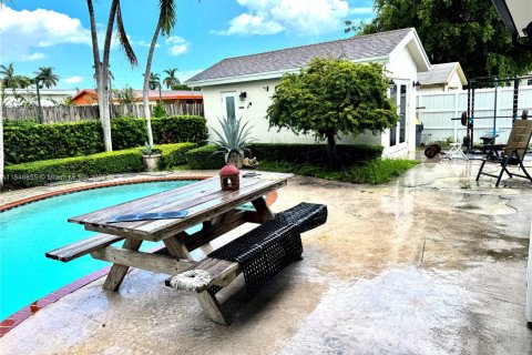 Villa ou maison à vendre à Cutler Bay, Floride: 4 chambres, 213.49 m2 № 1977325 - photo 7