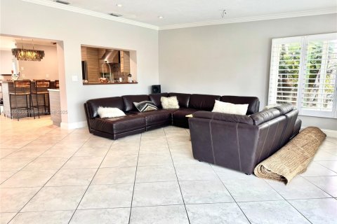 Villa ou maison à vendre à Cutler Bay, Floride: 4 chambres, 213.49 m2 № 1977325 - photo 25
