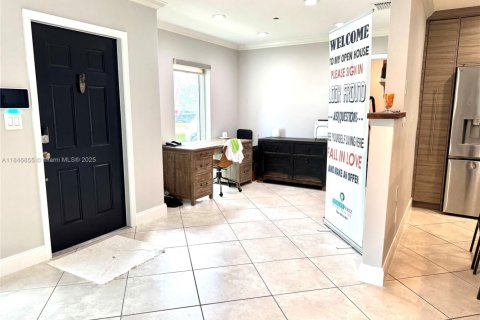 Villa ou maison à vendre à Cutler Bay, Floride: 4 chambres, 213.49 m2 № 1977325 - photo 11