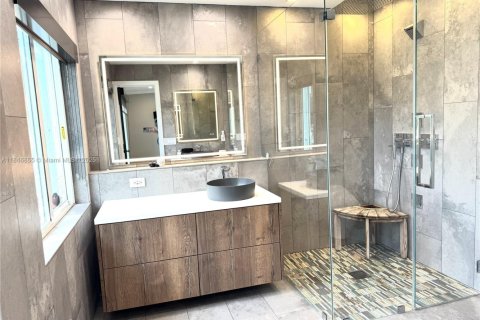 Villa ou maison à vendre à Cutler Bay, Floride: 4 chambres, 213.49 m2 № 1977325 - photo 20