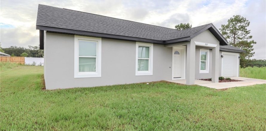 Casa en Ocala, Florida 3 dormitorios, 124.3 m2 № 1910139