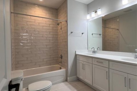 Adosado en venta en Seminole, Florida, 3 dormitorios, 183.67 m2 № 1906239 - foto 11