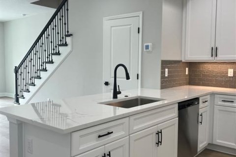 Adosado en venta en Seminole, Florida, 3 dormitorios, 183.67 m2 № 1906239 - foto 4