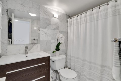 Condominio en venta en Miami Beach, Florida, 2 dormitorios, 87.33 m2 № 1926584 - foto 19