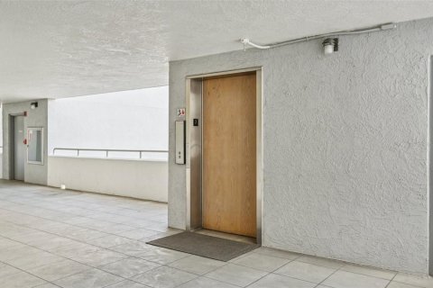 Купить кондоминиум в Пальметто, Флорида 6 комнат, 169.18м2, № 1446381 - фото 3