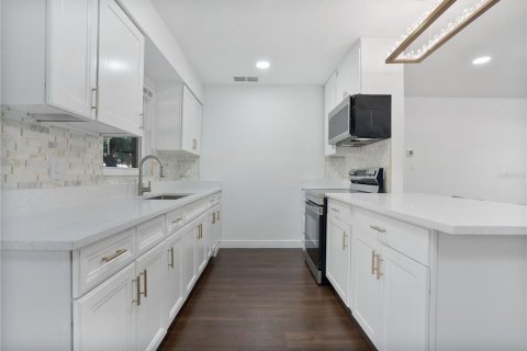 Villa ou maison à vendre à Ocoee, Floride: 3 chambres, 106.84 m2 № 1426027 - photo 13
