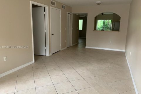 Купить кондоминиум в Хомстед, Флорида 2 спальни, 76.37м2, № 2021844 - фото 3