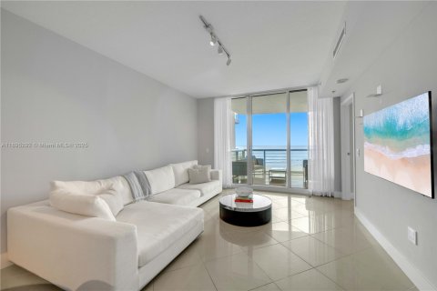 Copropriété à louer à Miami Beach, Floride: 2 chambres, 112.6 m2 № 1947226 - photo 3