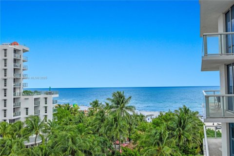 Copropriété à louer à Miami Beach, Floride: 2 chambres, 112.6 m2 № 1947226 - photo 25