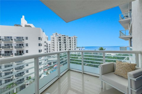 Copropriété à louer à Miami Beach, Floride: 2 chambres, 112.6 m2 № 1947226 - photo 22