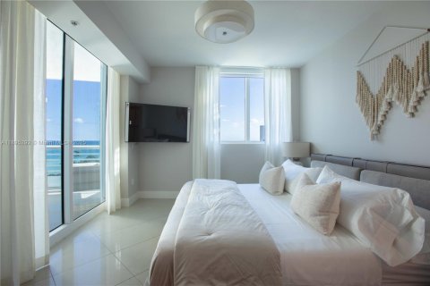Copropriété à louer à Miami Beach, Floride: 2 chambres, 112.6 m2 № 1947226 - photo 14