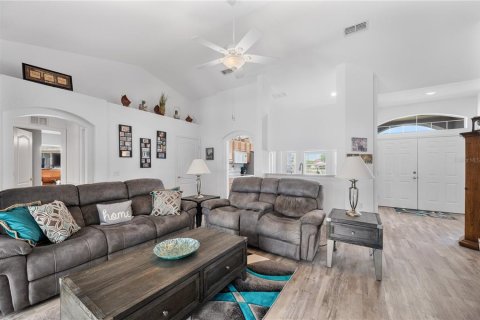 Villa ou maison à vendre à Auburndale, Floride: 3 chambres, 145.48 m2 № 2094250 - photo 7