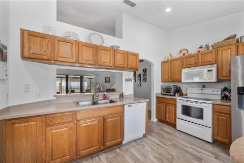 Villa ou maison à vendre à Auburndale, Floride: 3 chambres, 145.48 m2 № 2094250 - photo 12