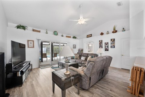 Villa ou maison à vendre à Auburndale, Floride: 3 chambres, 145.48 m2 № 2094250 - photo 6