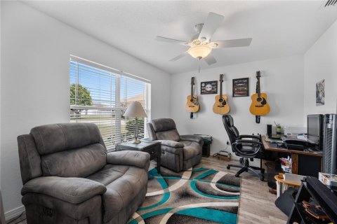 Villa ou maison à vendre à Auburndale, Floride: 3 chambres, 145.48 m2 № 2094250 - photo 10