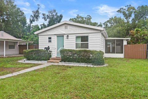Villa ou maison à vendre à Saint Petersburg, Floride: 3 chambres, 55.74 m2 № 2408410 - photo 2
