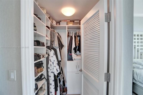 Купить кондоминиум в Майами-Бич, Флорида 2 спальни, 144.65м2, № 1958124 - фото 22