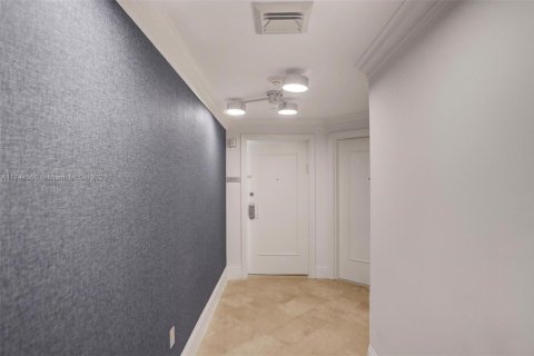 Купить кондоминиум в Майами-Бич, Флорида 2 спальни, 144.65м2, № 1958124 - фото 26