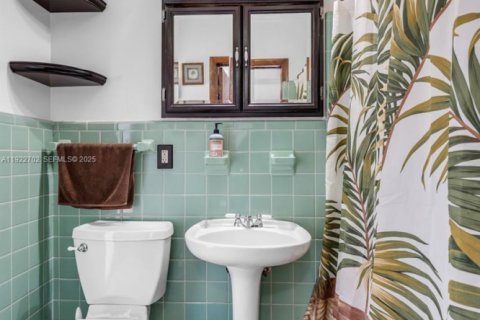 Casa en venta en Palmetto Bay, Florida, 4 dormitorios, 188.41 m2 № 1983512 - foto 20