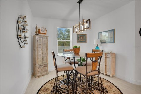 Villa ou maison à vendre à Englewood, Floride: 4 chambres, 170.48 m2 № 2236910 - photo 19
