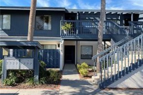 Condo in Sarasota, Florida, 2 bedrooms  № 2232506 - photo 2