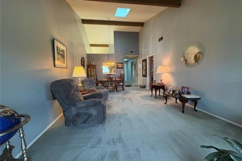 Condo in Sarasota, Florida, 2 bedrooms  № 2232506 - photo 7