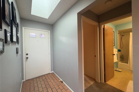 Condo in Sarasota, Florida, 2 bedrooms  № 2232506 - photo 3