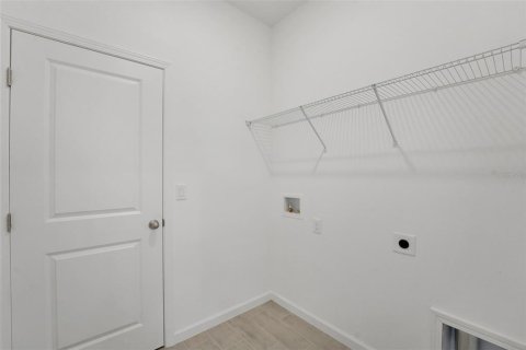 Casa en venta en Winter Haven, Florida, 3 dormitorios, 130.71 m2 № 2238165 - foto 27