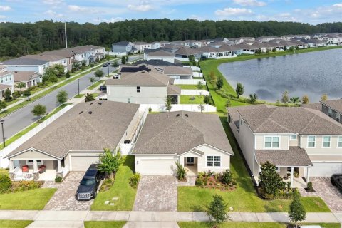 Villa ou maison à vendre à Orlando, Floride: 3 chambres, 144.74 m2 № 2236782 - photo 2