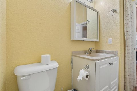 Villa ou maison à vendre à Homosassa, Floride: 2 chambres, 128.21 m2 № 2103014 - photo 29