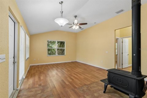 Villa ou maison à vendre à Homosassa, Floride: 2 chambres, 128.21 m2 № 2103014 - photo 6