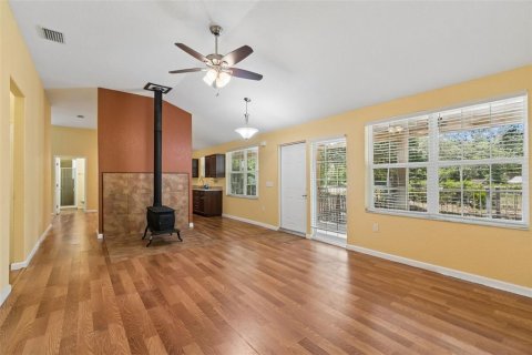 Villa ou maison à vendre à Homosassa, Floride: 2 chambres, 128.21 m2 № 2103014 - photo 5